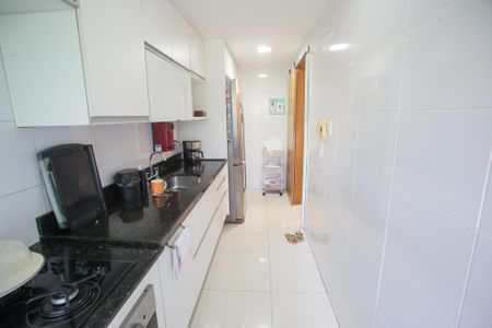Apartamento à venda com 98m², 3 quartos e 2 vagasCozinha