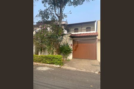 Casa à venda com 6 quartos, 327m² em Bairro dos Casa, São Bernardo do Campo