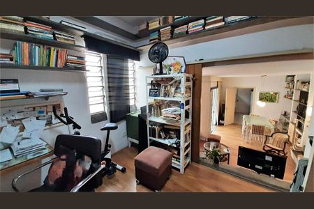 Casa à venda com 3 quartos, 180m² em Campo Belo, São Paulo