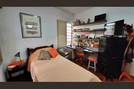 Casa à venda com 3 quartos, 180m² em Campo Belo, São Paulo