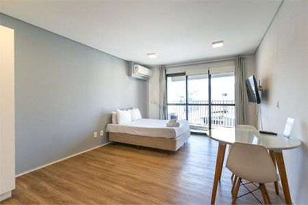 Kitnet/Studio à venda com 1 quarto, 30m² em Santa Ifigênia, São Paulo