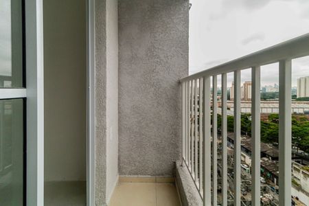Apartamento à venda com 37m², 2 quartos e 1 vaga Apartamento à venda com 37m², 2 quartos e 1 vagaVaranda