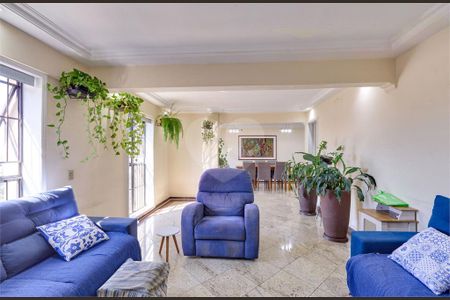 Apartamento à venda com 206m², 4 quartos e 3 vagas