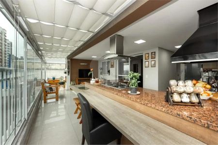 Apartamento à venda com 3 quartos, 113m² em Vila Regente Feijó, São Paulo