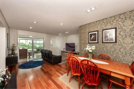 Apartamento à venda com 3 quartos, 113m² em Vila Regente Feijó, São Paulo