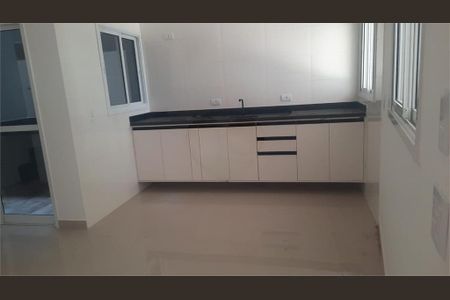 Casa à venda com 2 quartos, 94m² em Utinga, Santo André