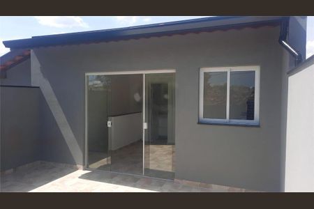 Casa à venda com 94m², 2 quartos e 2 vagas
