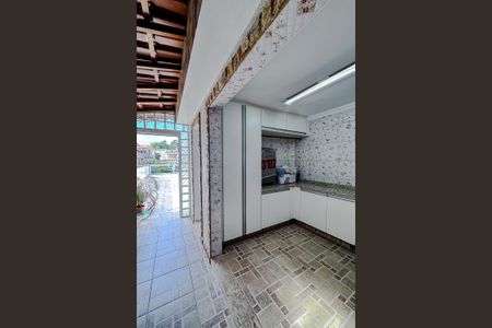 Casa à venda com 180m², 3 quartos e 2 vagasÁrea de Serviço