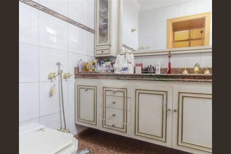 Apartamento à venda com 198m², 3 quartos e 2 vagas