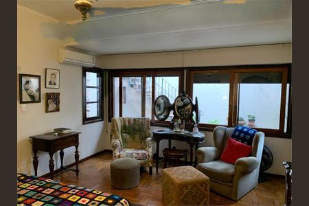 Casa à venda com 4 quartos, 162m² em Granja Julieta, São Paulo