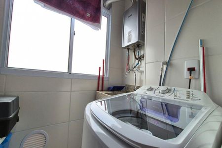 Apartamento à venda com 55m², 2 quartos e 1 vaga Apartamento à venda com 55m², 2 quartos e 1 vagaÁrea de Serviço