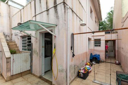 Casa à venda com 156m², 3 quartos e 1 vaga Casa à venda com 156m², 3 quartos e 1 vagaQuintal