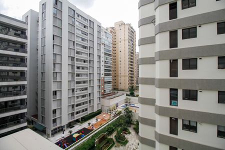 Apartamento à venda com 304m², 4 quartos e 3 vagasVista do Quarto 2