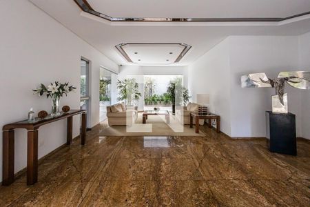 Apartamento à venda com 304m², 4 quartos e 3 vagasHall Social