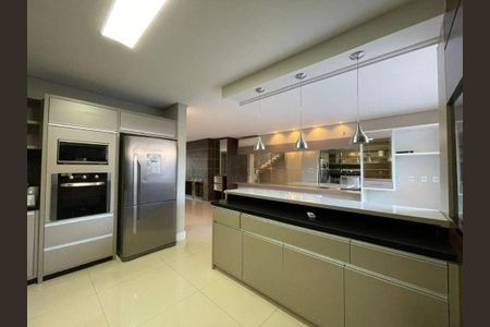 Casa de condomínio para alugar com 180m², 2 quartos e 2 vagasCozinha