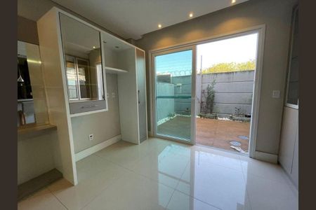 Sala de casa de condomínio para alugar com 2 quartos, 180m² em Sarandi, Porto Alegre