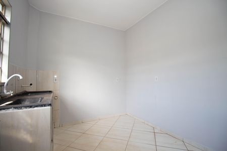 Cozinha e Área de Serviço de kitnet/studio para alugar com 1 quarto, 23m² em Vicente Pires, Brasília
