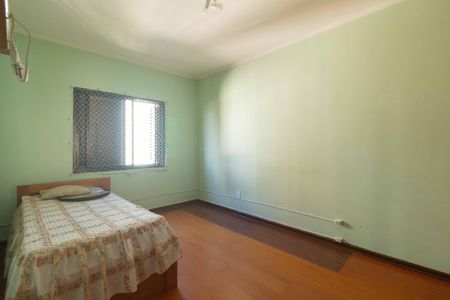 Apartamento à venda com 87m², 2 quartos e 1 vagaQuarto 2