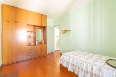 Apartamento à venda com 87m², 2 quartos e 1 vagaQuarto 2