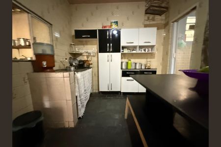 Casa à venda com 3 quartos, 300m² em Braúnas, Belo Horizonte