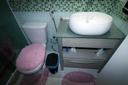 Apartamento à venda com 58m², 2 quartos e 1 vagaBanheiro Social