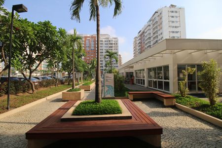 Apartamento à venda com 58m², 2 quartos e 1 vagaÁrea comum - jardim