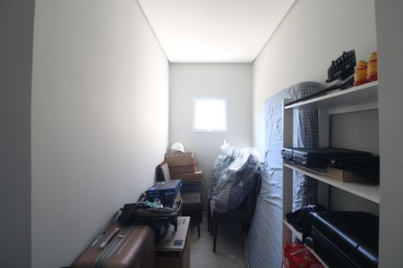 Casa à venda com 165m², 3 quartos e 2 vagasBanheiro da suíte 2 / Falta terminar