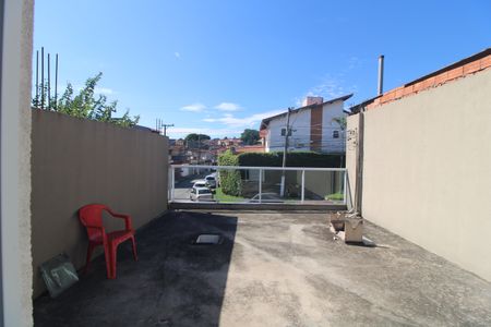 Casa à venda com 165m², 3 quartos e 2 vagasSuíte 2 / varanda