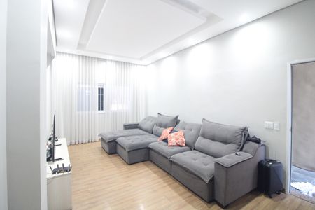 Sala de casa à venda com 3 quartos, 165m² em Jardim Lallo, São Paulo