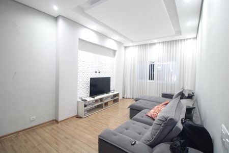 Casa à venda com 3 quartos, 165m² em Jardim Lallo, São Paulo