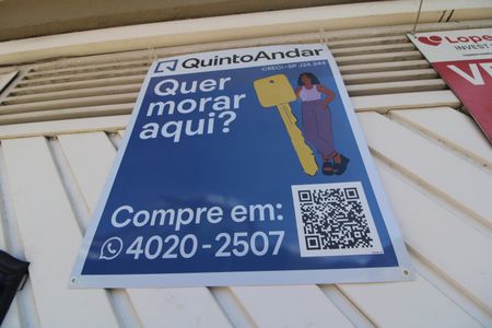 Casa à venda com 165m², 3 quartos e 2 vagasPlaca