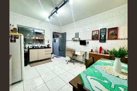 Foto 07 de casa à venda com 2 quartos, 97m² em Vila Chuca, São Paulo