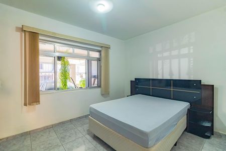 Casa à venda com 228m², 5 quartos e 2 vagasQuarto