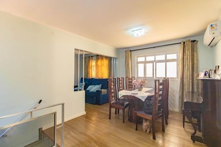 Sala de casa à venda com 5 quartos, 228m² em Americanópolis, São Paulo