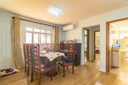 Casa à venda com 228m², 5 quartos e 2 vagasCopa