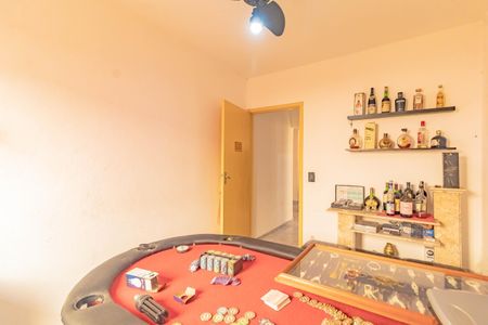 Casa à venda com 228m², 5 quartos e 2 vagasQuarto 2