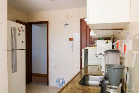 Apartamento à venda com 66m², 2 quartos e 1 vagaCozinha