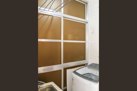 Apartamento à venda com 66m², 2 quartos e 1 vagaÁrea de Serviço