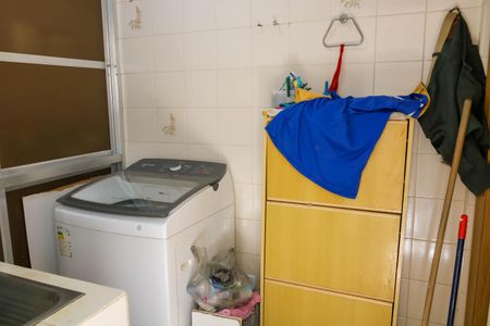 Apartamento à venda com 66m², 2 quartos e 1 vagaÁrea de Serviço