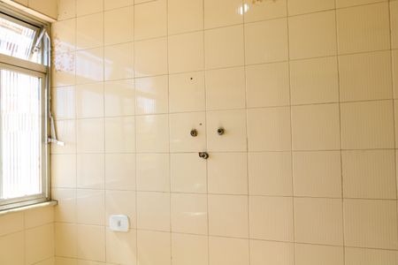 Apartamento à venda com 66m², 2 quartos e 1 vagaÁrea de Serviço