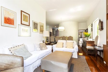 Casa à venda com 3 quartos, 310m² em Brooklin, São Paulo