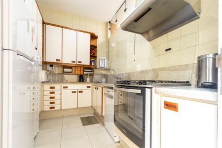 Casa à venda com 3 quartos, 310m² em Brooklin, São Paulo