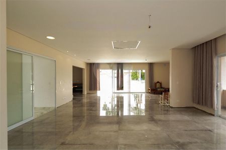 Casa à venda com 4 quartos, 660m² em Interlagos, São Paulo