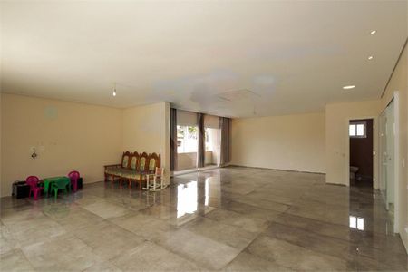 Casa à venda com 4 quartos, 660m² em Interlagos, São Paulo