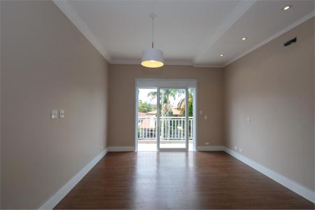 Casa à venda com 4 quartos, 660m² em Interlagos, São Paulo