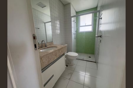 Apartamento à venda com 128m², 3 quartos e 2 vagasBanheiro 
