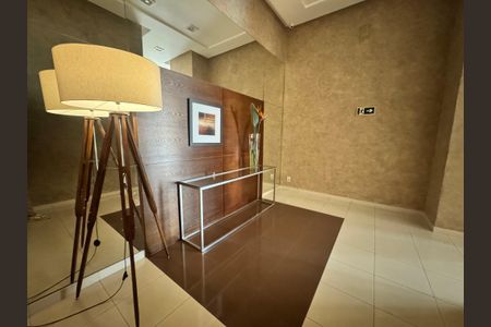Apartamento à venda com 128m², 3 quartos e 2 vagasHall social