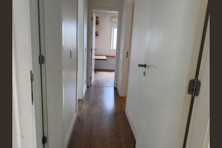 Apartamento à venda com 128m², 3 quartos e 2 vagasCorredor Quartos 