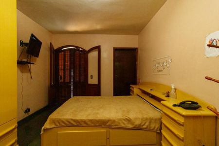 Casa à venda com 164m², 3 quartos e 2 vagasSuíte