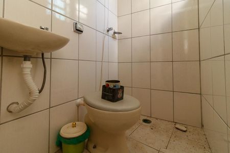 Casa à venda com 164m², 3 quartos e 2 vagasEdícula - Banheiro